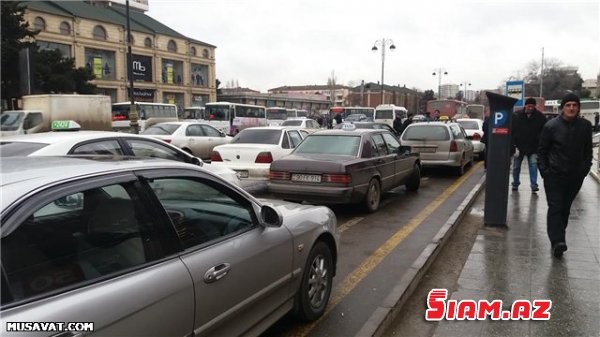 Bakıda parkomat xaosu: "Dünyanın heç bir yerində belə hal yoxdur" - REPORTAJ, FOTOLAR