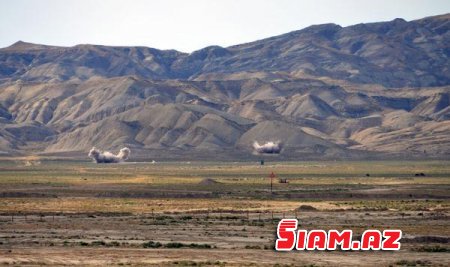 Azərbaycan raketlərini havaya qaldırdı - Foto (Video)