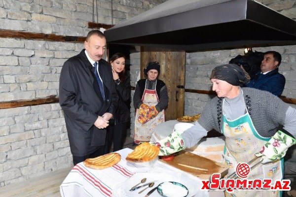 Prezident və xanımı təndir çörəyinə qonaq oldular - FOTOLAR