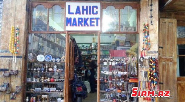 Turist Lahıca gəlir, yerli əhali isə qəsəbədən qaçır